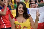 Espanha x Chile Hot football fans, Chile girls, Soccer world